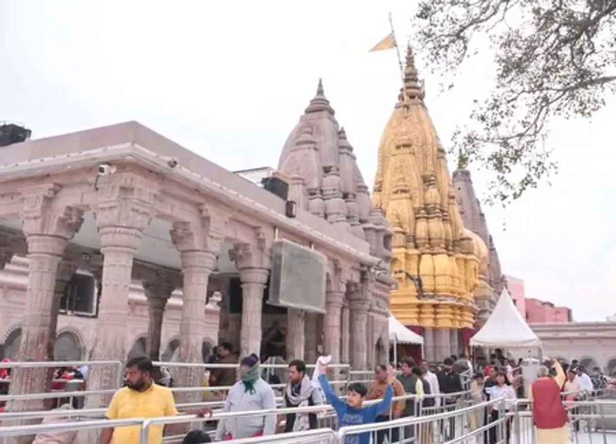 यूपी : काशी के लोगों ने पीएम मोदी के 11 साल को सराहा, विश्वनाथ मंदिर के कायाकल्प की तारीफ की